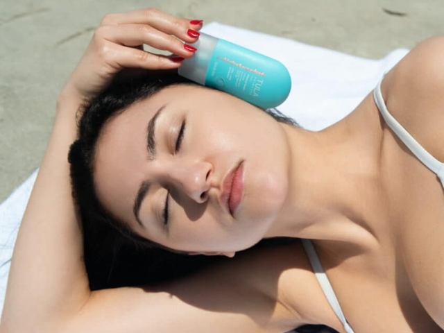 SKINCARE PRODUCT PHOTOGRAPHY